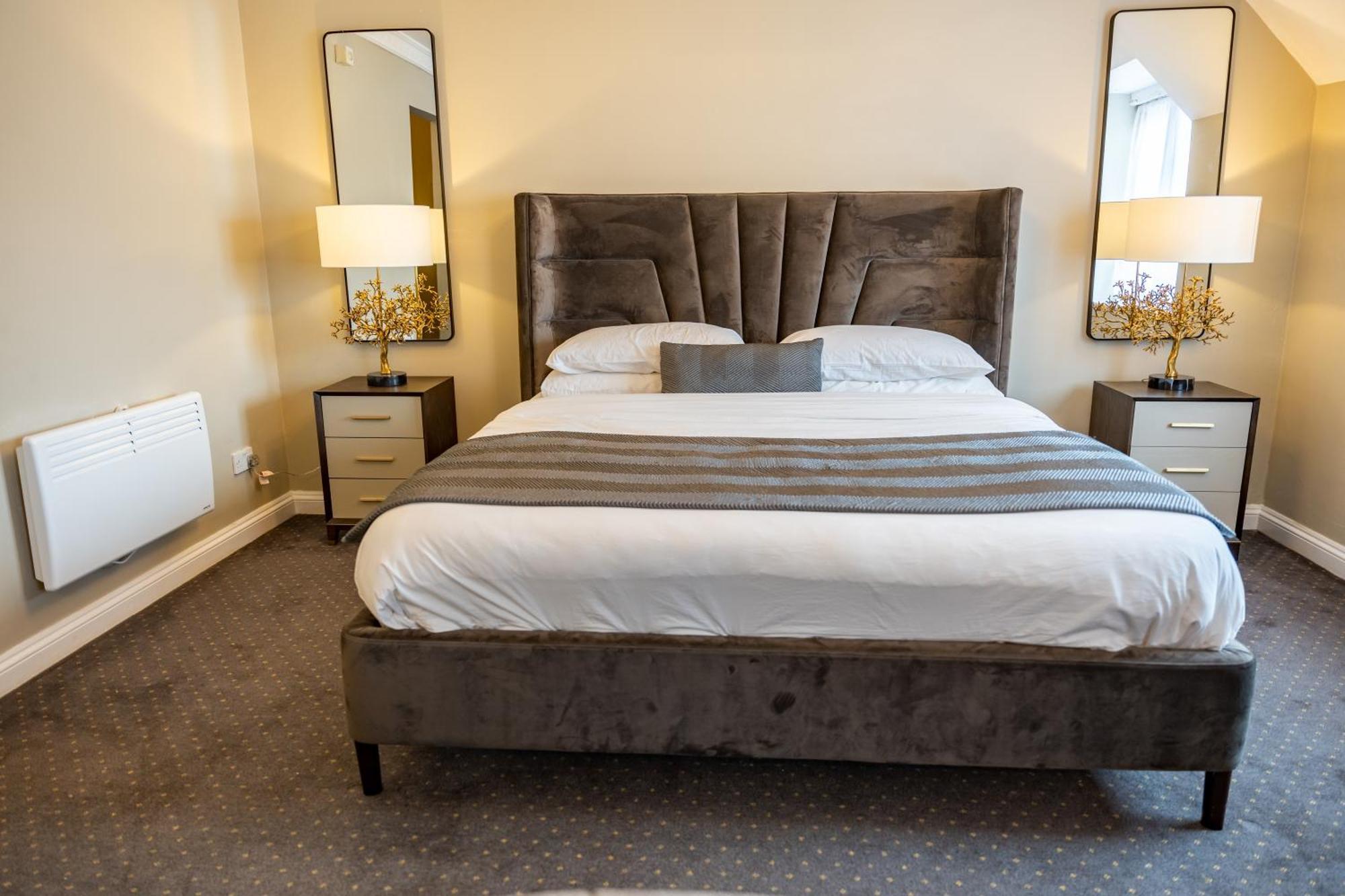 The Pear Tree Inn & Country Hotel Hindlip エクステリア 写真